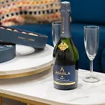 129 Dilana - Charming Near Republique 아파트 *