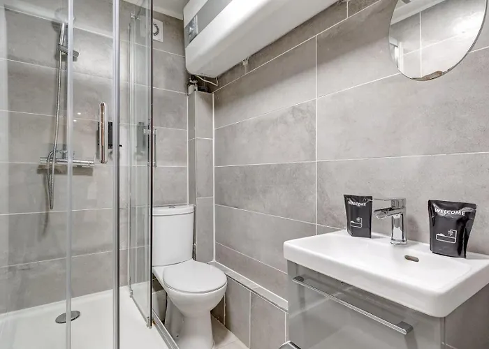 129 Dilana - Charming Near Republique 公寓 *